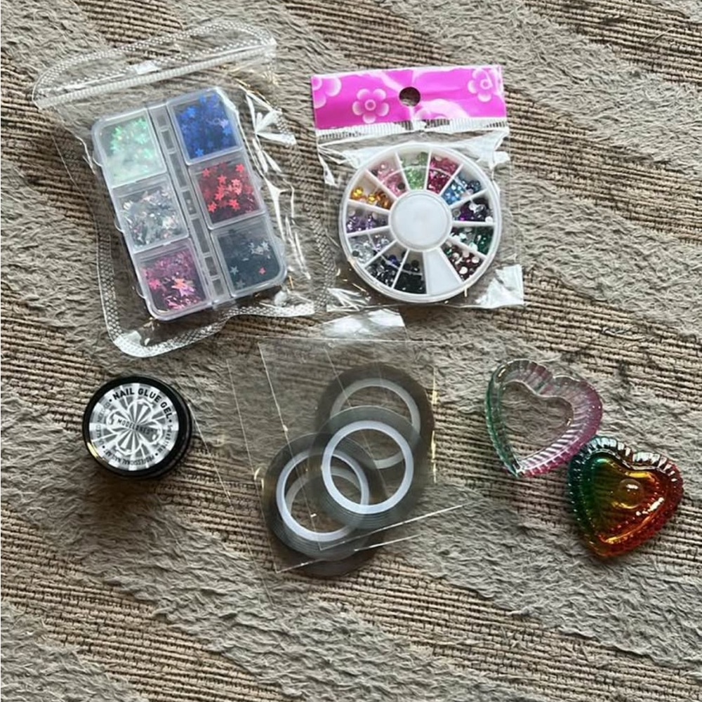 Nail Bundle - Picture 2 of 2